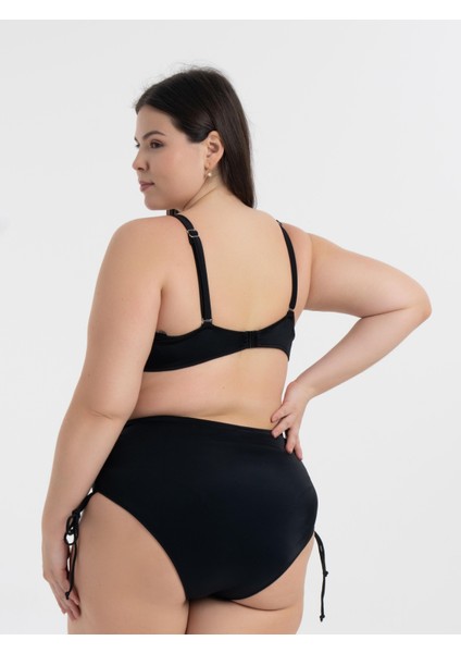 Aquaviva Kadın Büyük Beden Siyah Leylak Desen Daniela Balen Destekli Bikini Takımı indirimleri