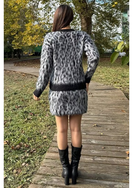 Kadın Leopar Desen Etekli Triko Takım fırsatları