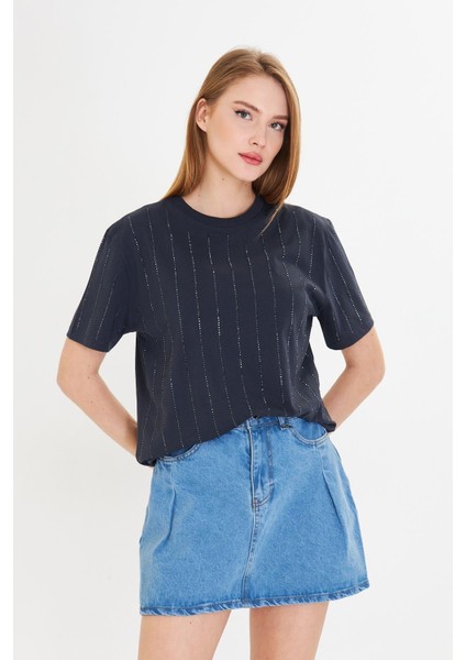 Sıra Taşlı Basic T-Shirt indirimleri