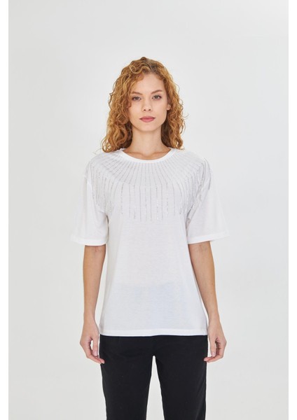 Taş İşlemeli T-Shirt