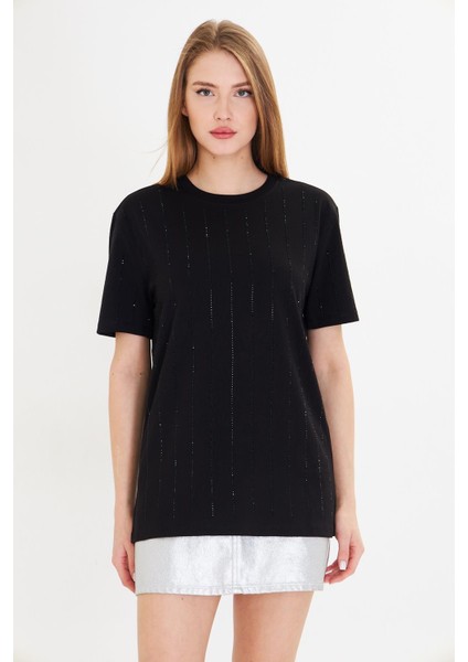 Sıra Taşlı Basic T-Shirt