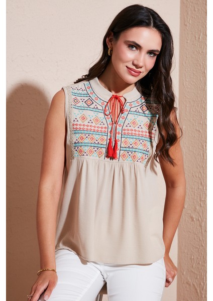 Pamuklu Regular Fit Nakış İşlemeli Bluz Bayan BLUZ 611BZ0249