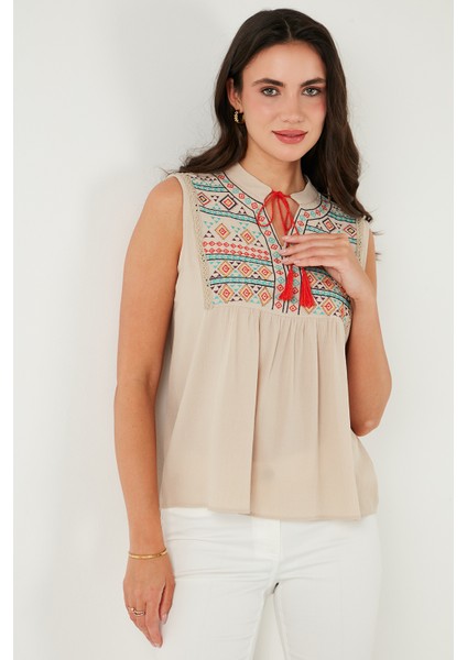 Pamuklu Regular Fit Nakış İşlemeli Bluz Bayan BLUZ 611BZ0249