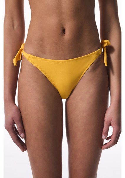 Sarı String Düşük Bel String Bikini Altı
