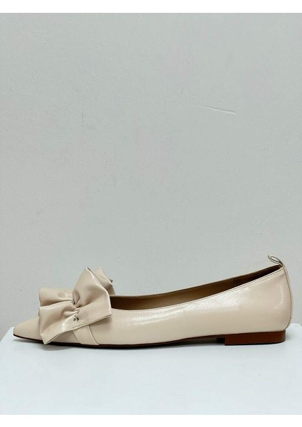 420 Açık Bej Günlük Rahat Fiyonk Detaylı Sivri Burun Kadın Babet Ayakkabı fırsatları