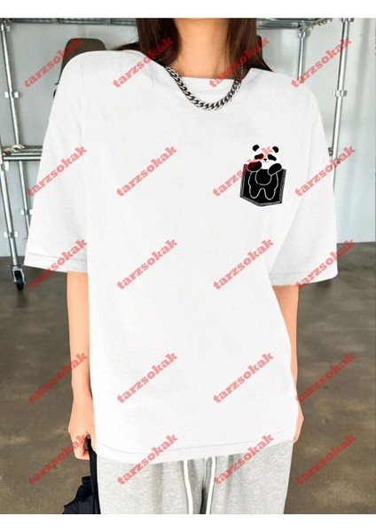 Minimal Sevimli Panda Baskılı Oversize Yıkamalı Tshirt Beyaz fırsatları