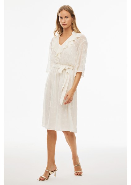 Akilas Regular Fit Düşük Kollu V-Yaka Ekru Renk Elbise fiyatları