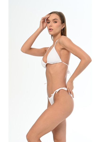 Aquaviva Kadın Beyaz Üçgen Ella String Bikini Takımı