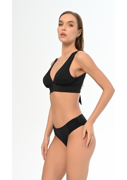 Aquaviva Kadın Siyah Sırt Bağcıklı Bralet Bikini Takımı modelleri
