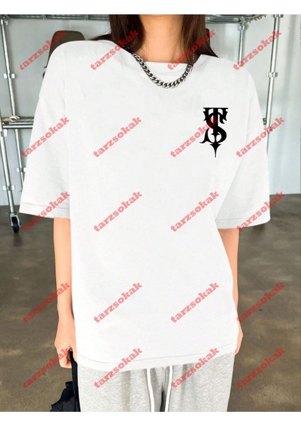 Lisanslı Amblem Baskılı Oversize Yıkamalı Tshirt Beyaz fırsatları