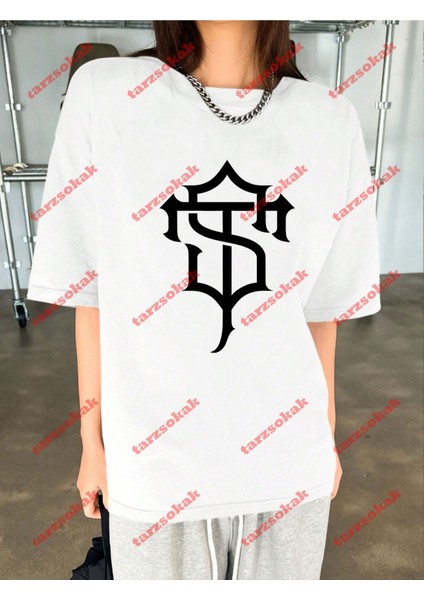 Lisanslı Amblem Baskılı Oversize Yıkamalı Tshirt Beyaz fırsatları