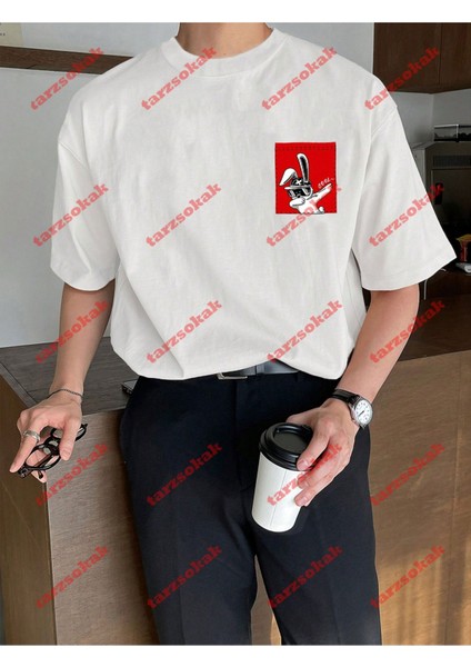 Minimal Cool Tavşan Baskılı Oversize Yıkamalı Tshirt Beyaz