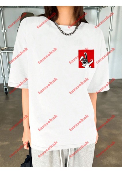 Minimal Cool Tavşan Baskılı Oversize Yıkamalı Tshirt Beyaz fırsatları