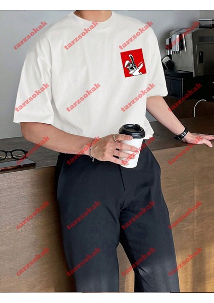 Minimal Cool Tavşan Baskılı Oversize Yıkamalı Tshirt Beyaz indirimleri