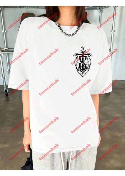 Lisanslı Amblem Baskılı Oversize Yıkamalı Tshirt Beyaz fırsatları
