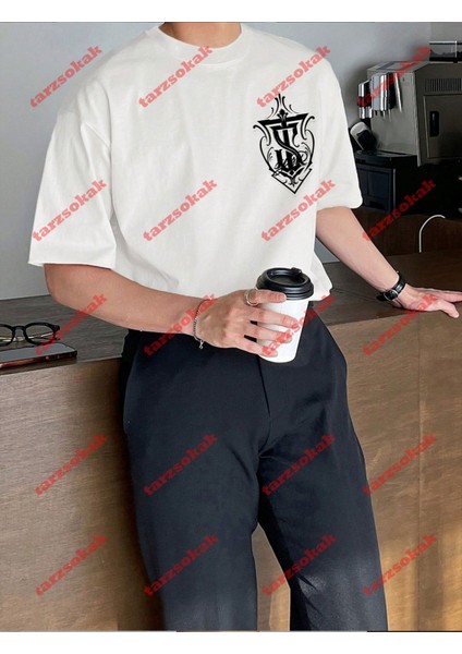 Lisanslı Amblem Baskılı Oversize Yıkamalı Tshirt Beyaz indirimleri