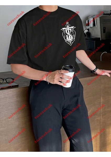 Lisanslı Amblem Baskılı Oversize Yıkamalı Tshirt Siyah fırsatları
