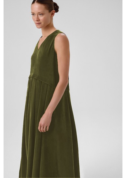 Haki Eteği Pileli Kolsuz Uzun Elbise fiyatları