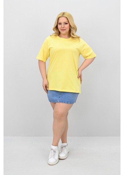 Kadın Büyük Beden Kısa Kollu Bisiklet Yaka Oversize T-Shirt 1963-25 fırsatları