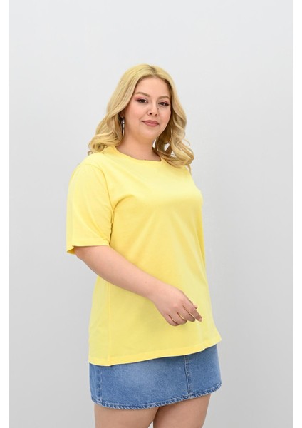Kadın Büyük Beden Kısa Kollu Bisiklet Yaka Oversize T-Shirt 1963-25 indirimleri
