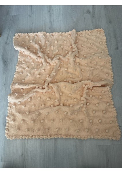 Peluş Kadife Ipten Bebek Battaniyesi El Örgüsü