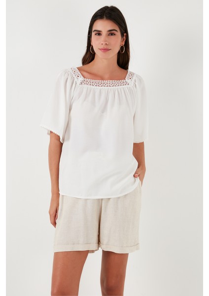 Güpürlü Regular Fit Kare Yaka Bluz Bayan Bluz 5869003 indirimleri