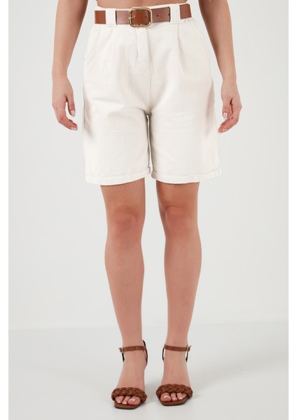 Pamuklu Relaxed Fit Yüksel Bel Kemerli Gabardin Short Bayan Şort 668YP4710 modelleri