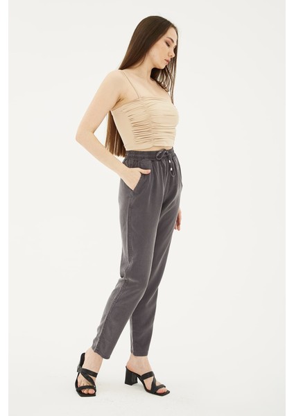 Comfort Fit Yüksek Bel Düz Paça Pantolon Bayan Pantolon 25Y0477K1 fiyatları