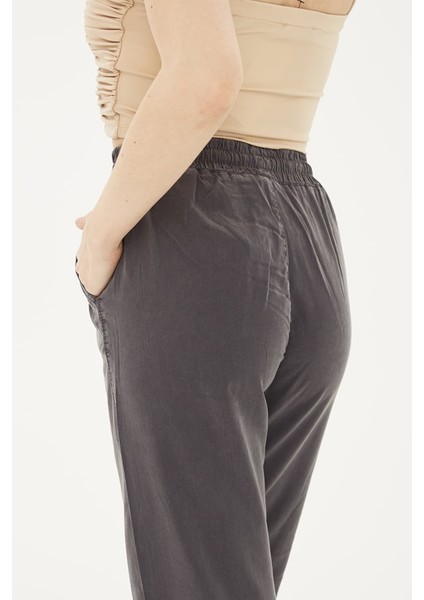 Comfort Fit Yüksek Bel Düz Paça Pantolon Bayan Pantolon 25Y0477K1 indirimleri