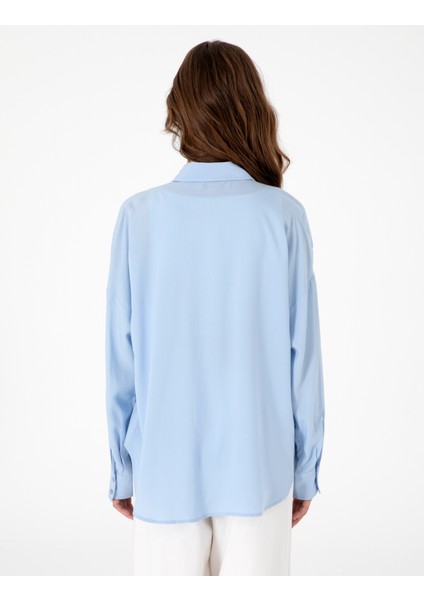 Kadın Açık Mavi Oversize Uzun Kollu Gömlek 50311567-VR003