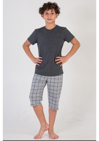Erkek Çocuk Kaprili Pijama Takımı Pamuk Baskılı Cep Detaylı A3