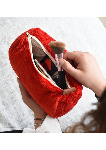 Ayıcı Oyuncak Fermuarlı Peluş Makyaj Çantası (Kısa Tüylü) – Kadınlar Için En Yeni Makyaj Çantası