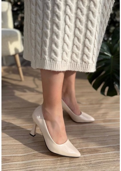 Ulba Bej Rugan Stiletto Ayakkabı