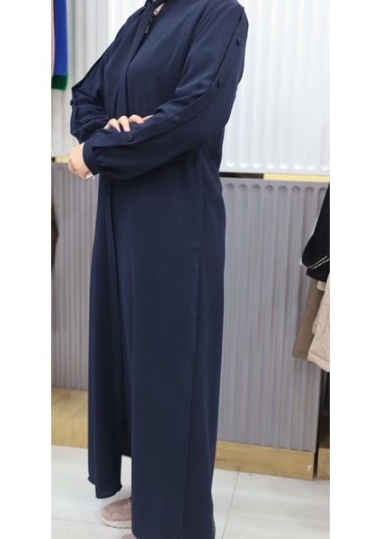 Kolları Düğme Modelli