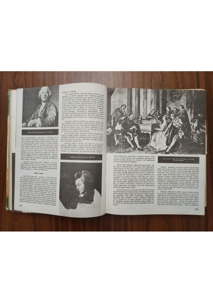 Dünya Tarihi Nezihe Araz 485 Sayfa. Cilt 2. 1974 Baskı Kalın Kapaklı Resimli Kitap fırsatları