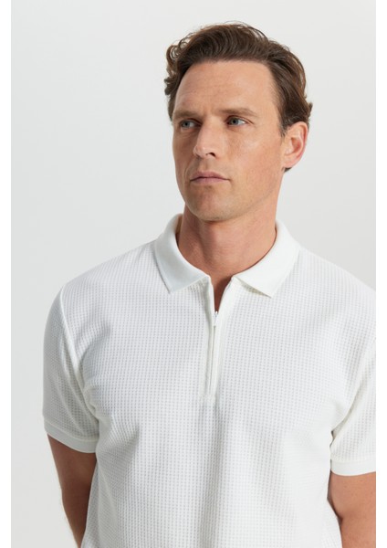 Pamuklu Slim Fit Dar Kesim Polo Yaka Jakarlı Esnek Tişört fırsatları