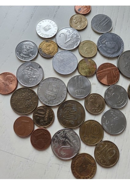 30 Adet Yabancı Madeni Nadir Temiz. Yabancı Madeni Farklı Maddeler indirimleri