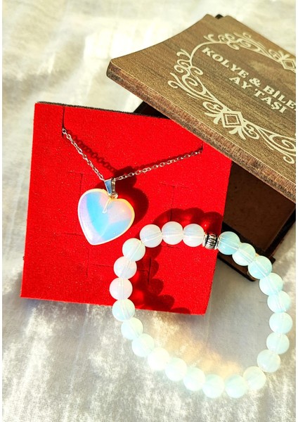 Özel Kutusunda Doğal Ay Taşı Kolye ve Bileklik Seti fiyatları