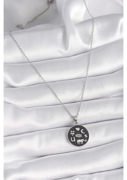 316L Çelik Gümüş Renk Siyah Renk Şans Kolyesi - TJ-BKO9546 fiyatları