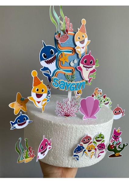 Baby Shark Temalı Doğum Günü Kişiye Özel 3D Cake Topper & Sticker Kürdan Seti (Çok Amaçlı Kullanım)