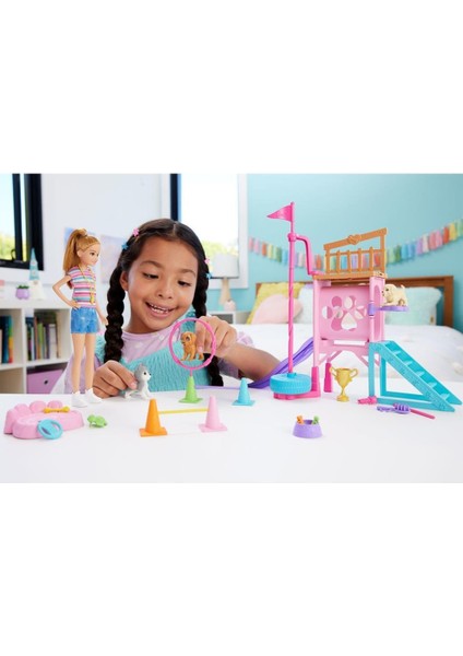 NessiWorld HRM10 Stacienin Köpekçik Oyun Parkı - Barbie and Stacie To The Rescue indirimleri
