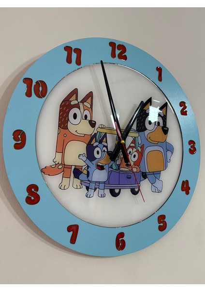 Çocuk Odası Duvar Saati - Epoksi Reçine Kaplamalı - Mavi Köpek ve Ailesi - 40 cm