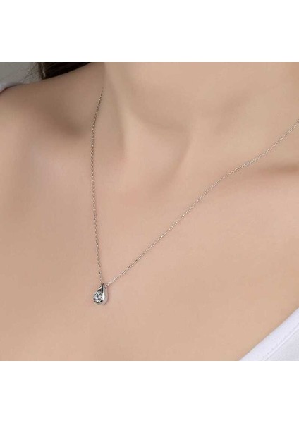 Swarovski Taşlı Gümüş Damla Tektaş Bayan Kolye