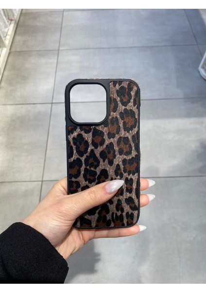 Apple iPhone 16 Pro Max Uyumlu Leopar Desenli Tüylü Silikon Kılıf modelleri