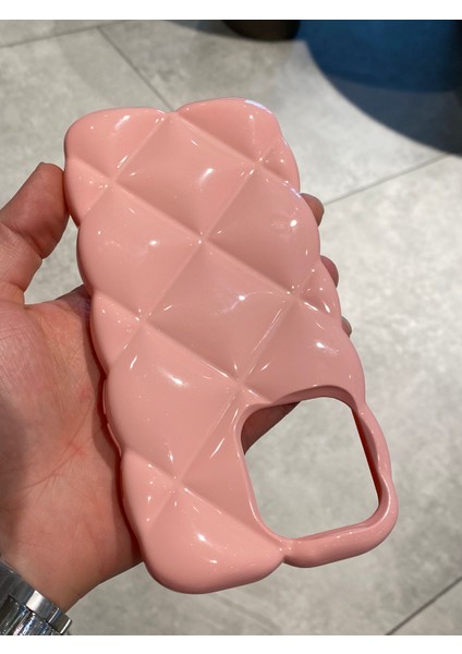 Apple iPhone 15 Pro Max Uyumlu Baklava Desenli Şık Silikon Kılıf fiyatları