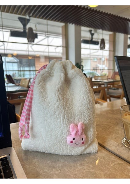 Sevimli Pembe Tavşan Peluş Pötikareli Astarlı Büzgülü Ipli Düzenleyici Kese Makyaj Çantası modelleri