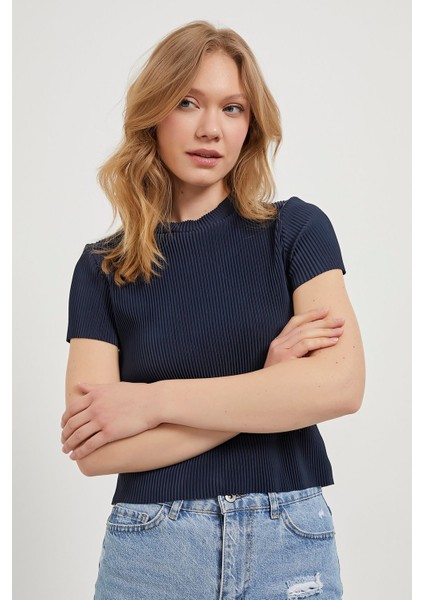 Armalıfe 0001 Piliseli Kısa Kol Kadın Bluz