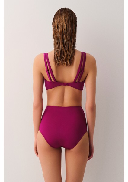 Üçgen Bikini Üst fırsatları