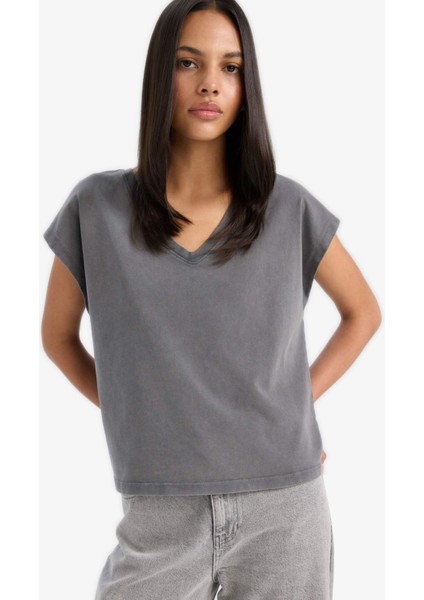 Regular Fit V Yaka Basic Düz Premium Kolsuz Tişört E5486AX25SP