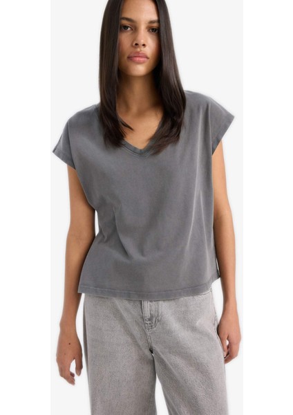 Regular Fit V Yaka Basic Düz Premium Kolsuz Tişört E5486AX25SP fırsatları